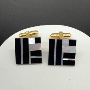 Vintage Gold Tone Black Mother Of Pearl Inlay Square Cufflinks